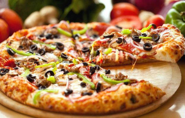 بهترین پیتزا در وکیل آباد مشهد